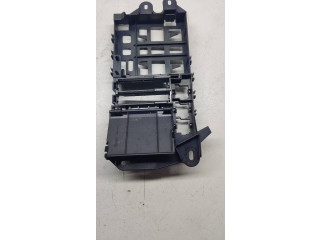 Блок предохранителей  4f0971845   Audi A6 S6 C6 4F    