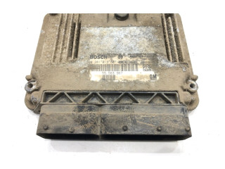 Блок управления двигателем Блок управления 55563967 Saab 9-3 Ver2