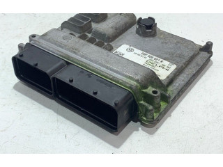 Блок управления двигателя 03P906021K Skoda Fabia Mk2 (5J)