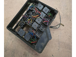 Pojistková skříňka 1379991, 6113 BMW 5 E34 1992