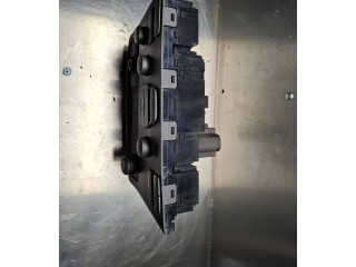 Блок управления климат-контролем 8682930 Volvo S60