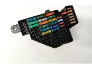 Блок предохранителей Skoda Superb B6 (3T)