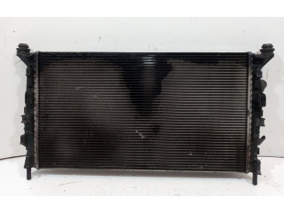 Радиатор охлаждающей жидкости     Volvo C30 