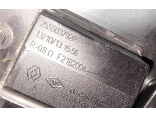 Вентилятор радиатора 8200765566 Dacia Sandero