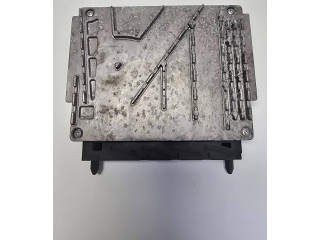 Блок управления двигателя 30646978   Volvo V70