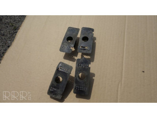 Задний кронштейн датчика парковки (PDC)