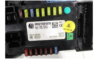 Блок предохранителей 00521581070 Jeep Renegade