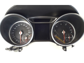 Přístrojová deska Mercedes-Benz CLA C117 X117 W117 2018