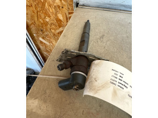 Vstřikovač 0445110158   Audi A8 S8 D3 4E     