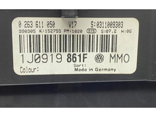 Панель приборов 1J0919861F Volkswagen Bora