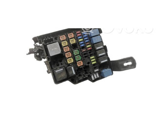 Блок предохранителей  HY1T-14K012-GGB   Ford B-MAX    