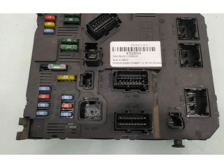 Блок предохранителей S118085220F Citroen Xsara Picasso