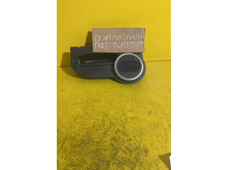 Панель приборов 8200725329, RZ1R3P3K5   Renault Twingo II       