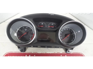 Přístrojová deska Vauxhall Astra K 2016 39042932, 39030267