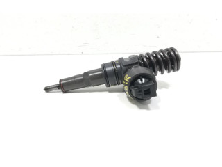 Форсунка 038130073AG    Skoda Fabia Mk2 (5J)   