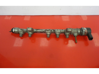 Vstřikovací lišta 0445214177, 107780-0531 Toyota Auris 150