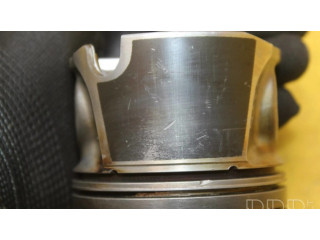 Píst 79L74 Volkswagen Polo IV 9N3 pro naftový motor 1.4