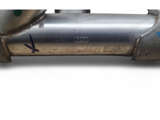 Vstřikovací lišta 06E130090AJ Audi Q7 4M