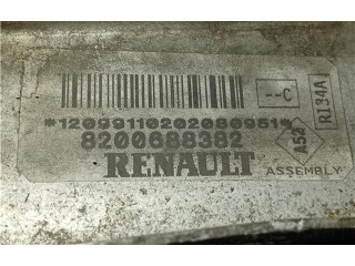 Комплект радиатора Renault Clio III 2005 - 2012 года