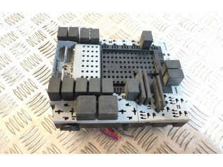 Блок предохранителей 30657428, 03W063 Volvo XC90