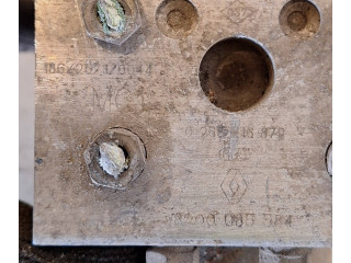 Блок АБС 8200085584, BCB02AAY2 Renault Clio II 2001 - 2005 года