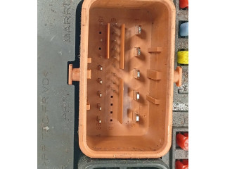 Pojistková skříňka 9667044980 Peugeot RCZ 2012