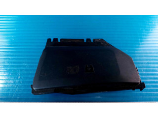 Крышка блока предохранителей 6G9T14A076AF Ford Fiesta