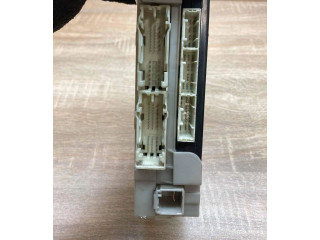 Блок предохранителей  8922147242, 8273047420A   Toyota Corolla Verso AR10    