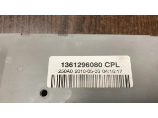 Блок предохранителей 1361296080 Buick Regal