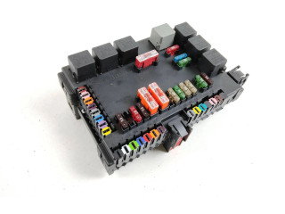 Pojistková skříňka A2215403550, A2215450801 Mercede-Benz S W221 2008