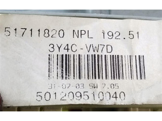   Pojistková skříňka 51711820   Fiat Stilo 2003