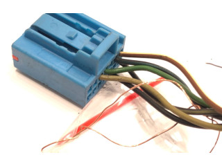 Зеркало (управляемое электричеством)         Volvo V50 