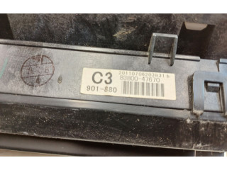 Přístrojová deska Toyota Prius (XW30) 2013 8380047670