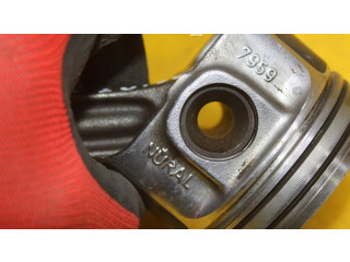  Поршень с шатуном    Skoda Fabia Mk1 (6Y)  