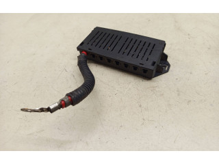 Блок предохранителей 9441776   Volvo XC90    