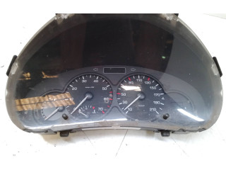 Přístrojová deska  Citroen Berlingo 2011   