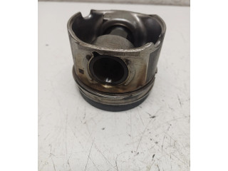 Поршень 04L110 BMW X5 F15