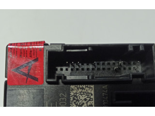 Блок комфорта 5Q4959592E Skoda Octavia Mk3 (5E)