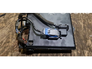 Блок предохранителей 30728512   Volvo XC90    