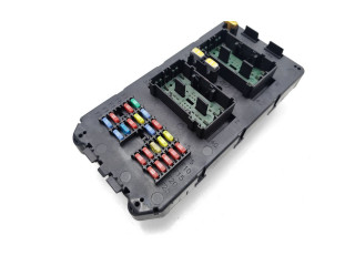 Блок предохранителей 56050593AB Jeep Commander