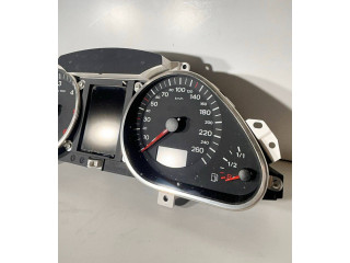 Přístrojová deska Audi Q7 4L 2009 4L0920900B, 4F0910900C