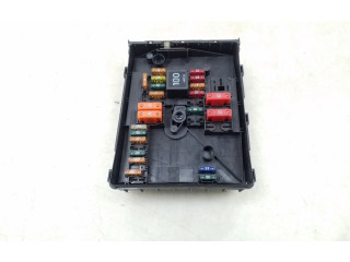   Pojistková skříňka 1K0937125   Volkswagen Tiguan 2008