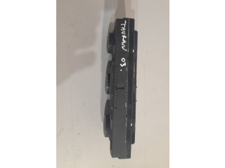 Блок управления климат-контролем    Volkswagen Touran I