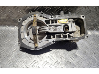 Vstřikovací lišta 0438121076, 051133353 Volkswagen PASSAT B3