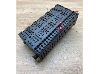 Блок предохранителей 357937039 Volkswagen Transporter - Caravelle T4