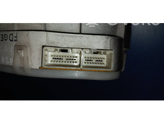 Панель приборов FDGE6VD Mazda 626