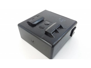 Блок управления 8865002331, 2773001130 Toyota Corolla E120 E130