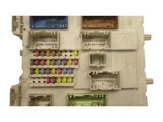 Блок предохранителей BV6N14A073, DJ53117   Ford Focus    