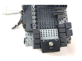 Блок предохранителей  9441584   Volvo V70    