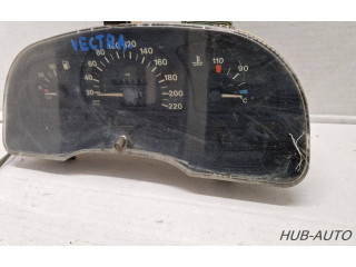 Топливная рампа 25063526 Opel Vectra A